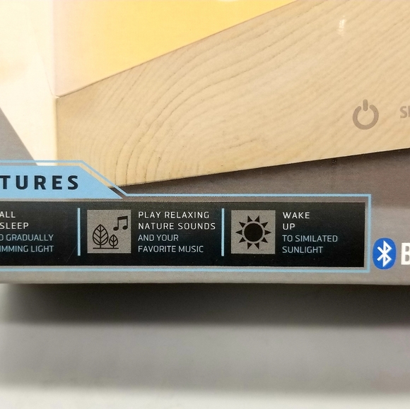 SHARPER IMAGE Sound & Light Therapy Bluetooth Speaker Alarm Clock - Picture 4 of 7